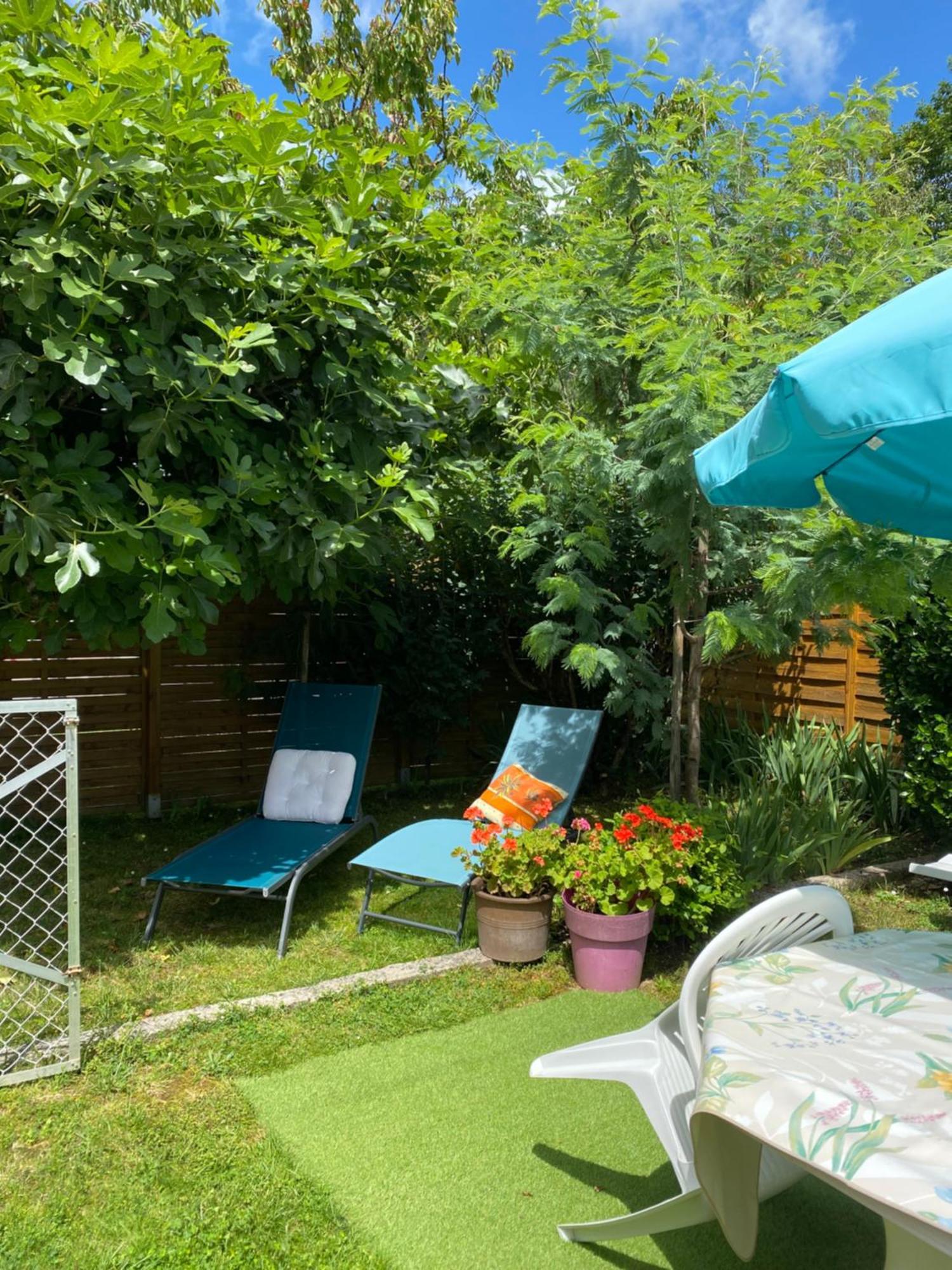 Le Bon Coin Lägenhet Périssac Exteriör bild